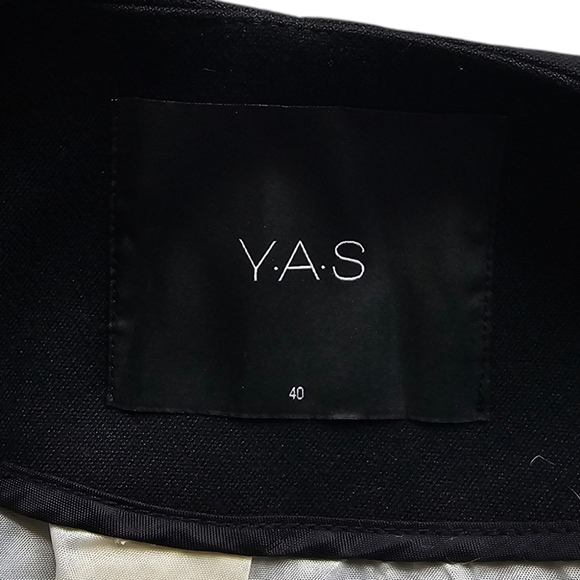 Y.A.S. Lea Blazer Cream Tuxedo Style Size Large (40 EU)Tuxedo Style Open - Picture 12 of 14